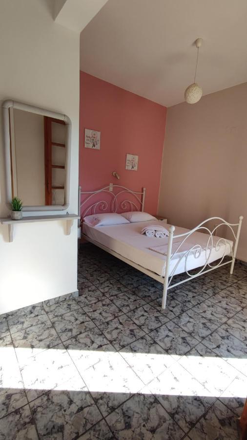 Tramonto Nel Delfini Apartment Kini Exterior photo