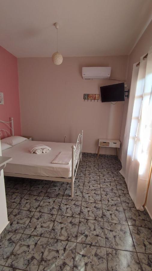 Tramonto Nel Delfini Apartment Kini Exterior photo